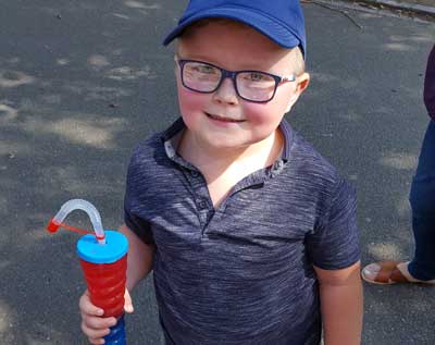 Child friendly ice cups